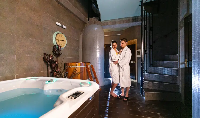 Koml Hotel Gyula - Szlls reggelivel (1 jtl)