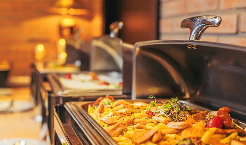 Koml Hotel Gyula - Szlls reggelivel (1 jtl)