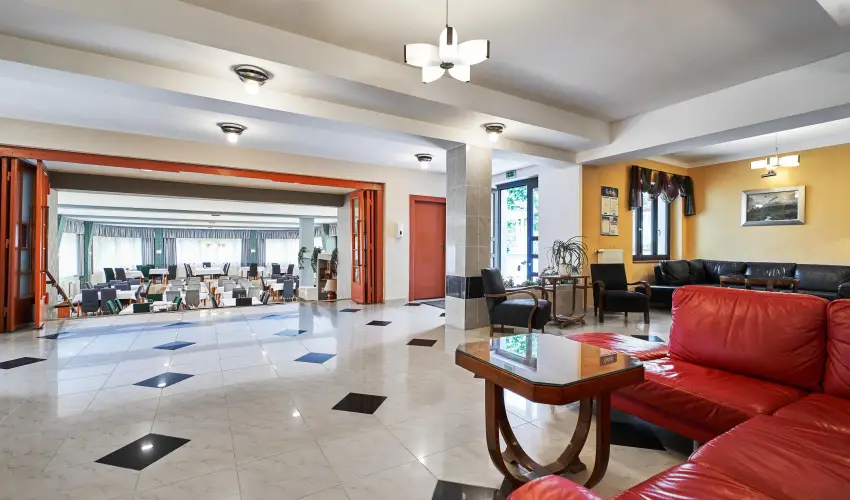 Korona Hotel Harkány Harkány - Kedvezményes ár családok részéreak félpanziós ellátással (1 éjtől)