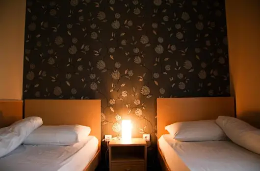 Korona Hotel Harkny - Kedvezmnyes r csaldok rszreak reggelis elltssal (1 jtl)