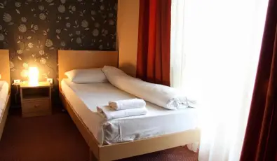 Korona Hotel Harkny Harkny