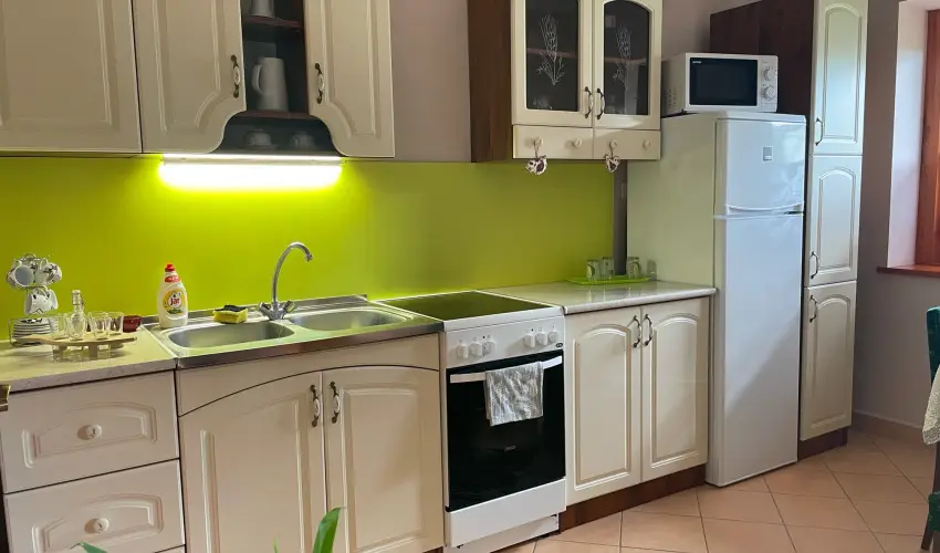 K�r�s Vend�gh�z Szarvas - Kedvezm�nyes �r csal�dok r�sz�reak (1 �jt�l)