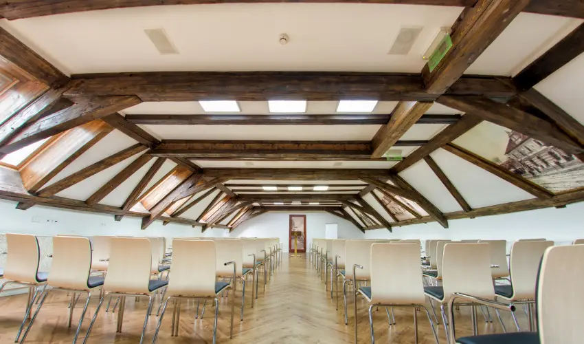 Krist�ly Imperial Hotel Tata - Egy �jszak�s kaland (1 �jszaka)