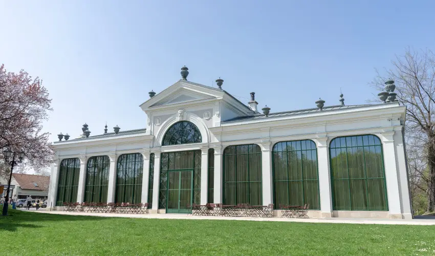 Krist�ly Imperial Hotel Tata - Egy �jszak�s kaland (1 �jszaka)