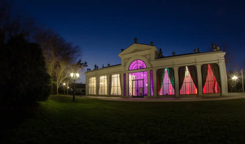 Krist�ly Imperial Hotel Tata - Egy �jszak�s kaland (1 �jszaka)