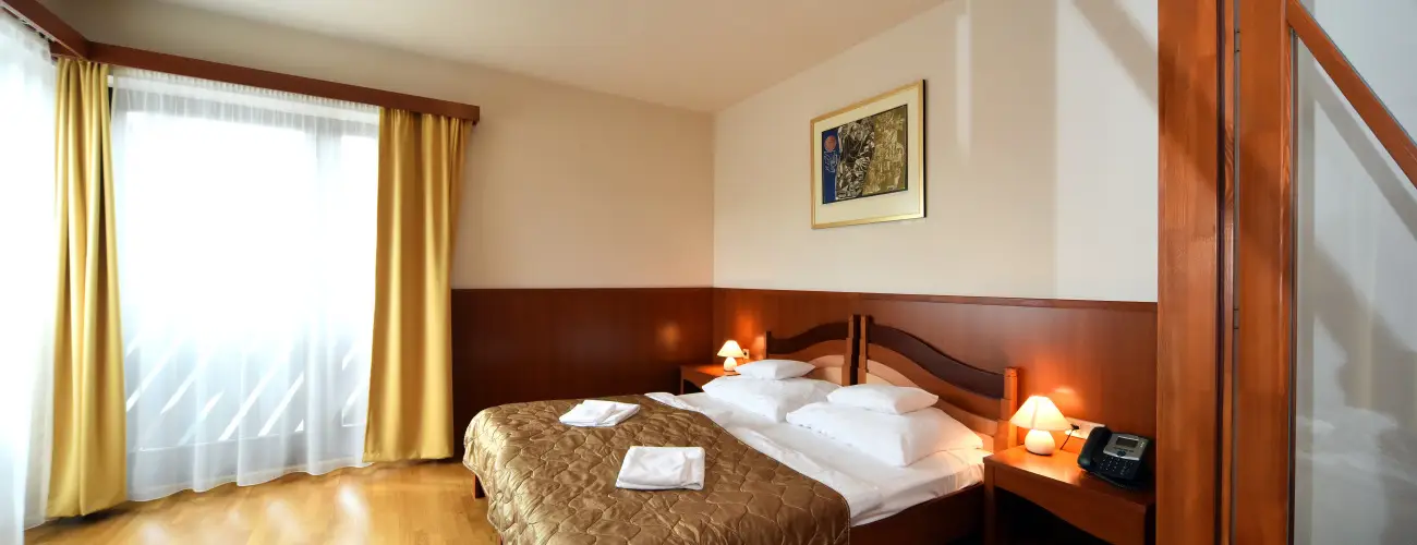 Hotel Kumnia Kisjszlls - Kedvezmnyes r csaldok rszreak frdbelpvel (1 jtl)