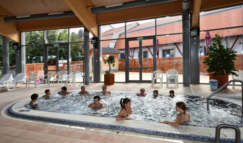 Hotel Kum�nia Kis�jsz�ll�s - Kedvezm�nyes kikapcsol�d�s (min. 2 �j)