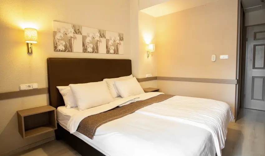 La Riva Hotel Si�fok - Kedvezm�nyes �r csal�dok r�sz�reak f�lpanzi�s ell�t�ssal (1 �jt�l)