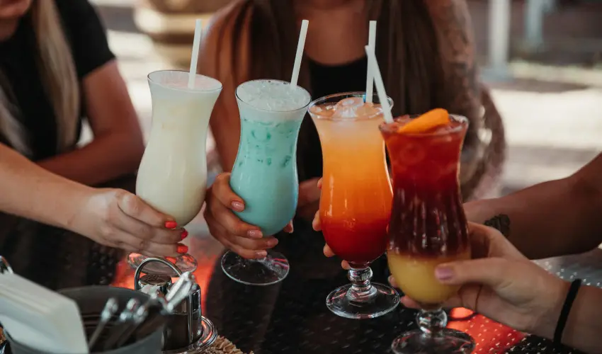 La Riva Hotel Si�fok - Kedvezm�nyes �r csal�dok r�sz�reak f�lpanzi�s ell�t�ssal (1 �jt�l)