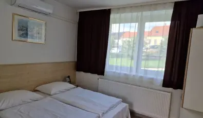 Lencs�s Apartmanh�z Apartmanok Sopron