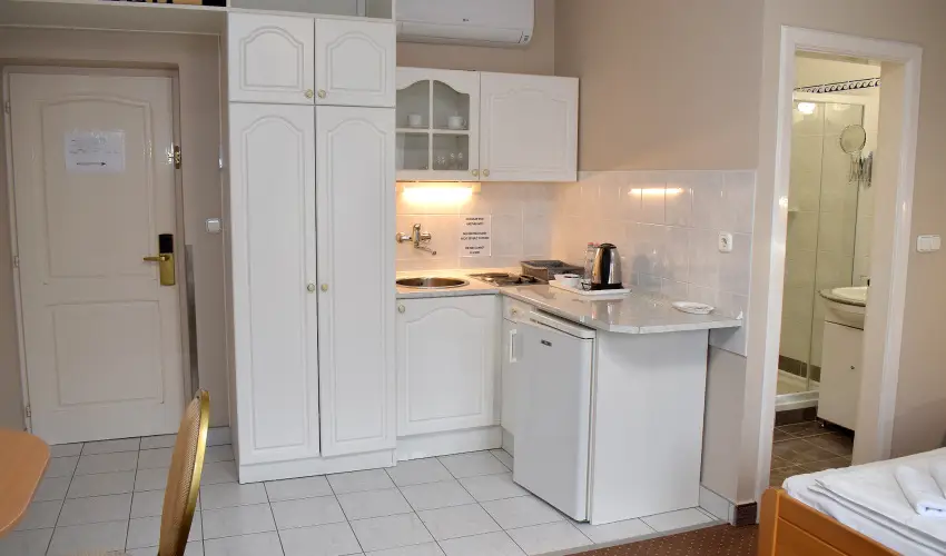 L�dia Hotel Hark�ny Hark�ny - Kedvezm�nyes �r csal�dok r�sz�reak reggelis ell�t�ssal (min. 2 �j)