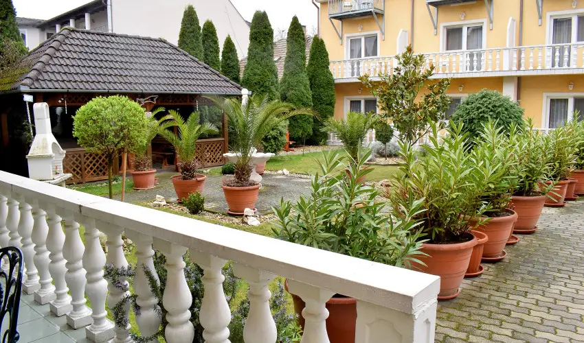 L�dia Hotel Hark�ny Hark�ny - Kedvezm�nyes �r csal�dok r�sz�reak reggelis ell�t�ssal (min. 2 �j)