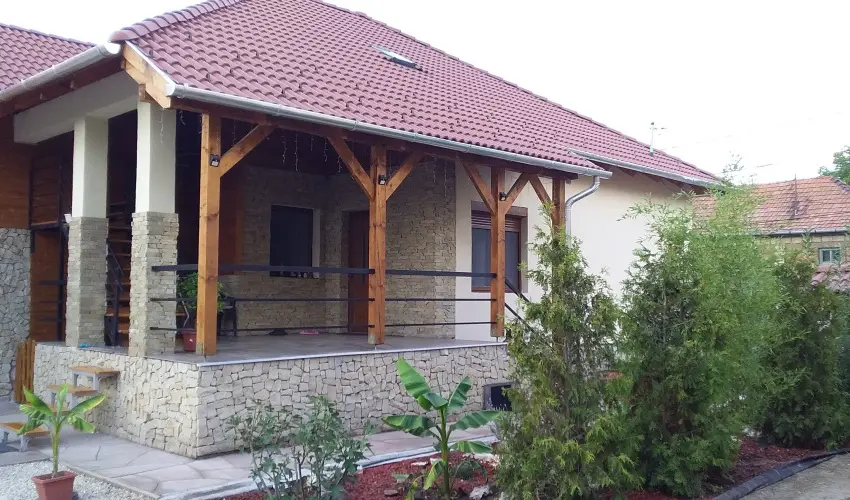 Lilla Apartmanhzak Szilvsvrad - Kedvezmnyes r csaldok rszreak (1 jtl)