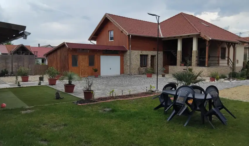 Lilla Apartmanhzak Szilvsvrad - Kedvezmnyes r csaldok rszreak (1 jtl)