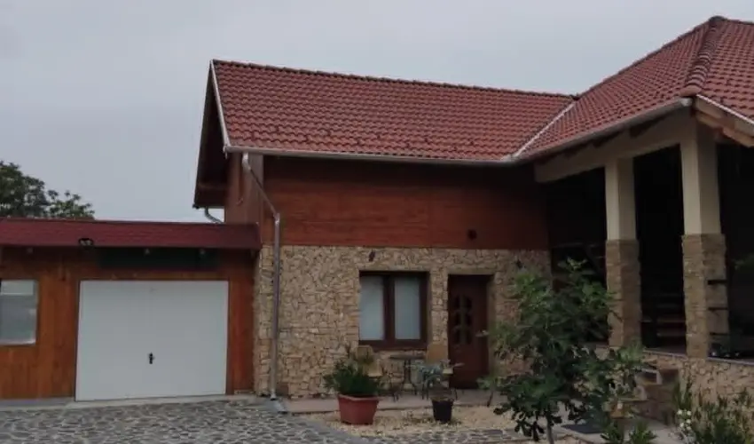 Lilla Apartmanhzak Szilvsvrad - Kedvezmnyes r csaldok rszreak (1 jtl)