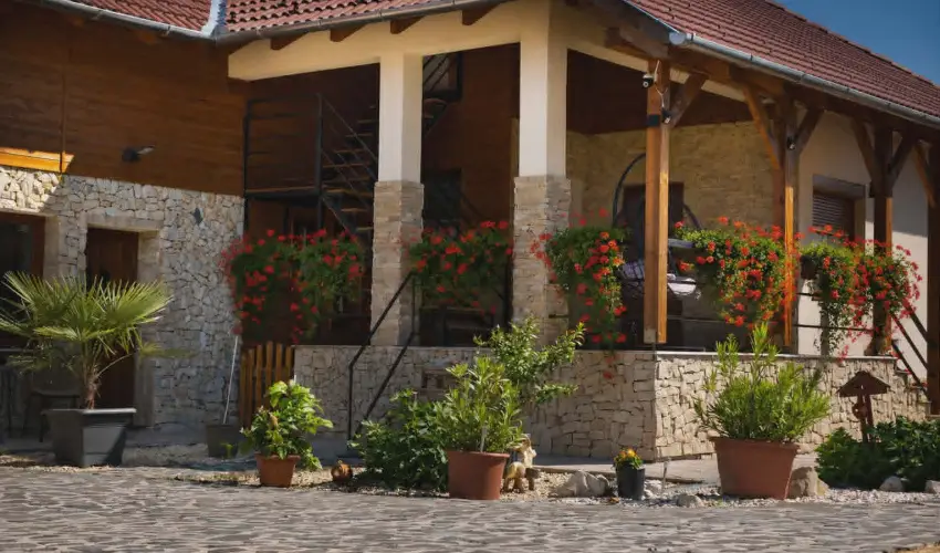 Lilla Apartmanh�zak Szilv�sv�rad - Kedvezm�nyes �r csal�dok r�sz�reak (1 �jt�l)