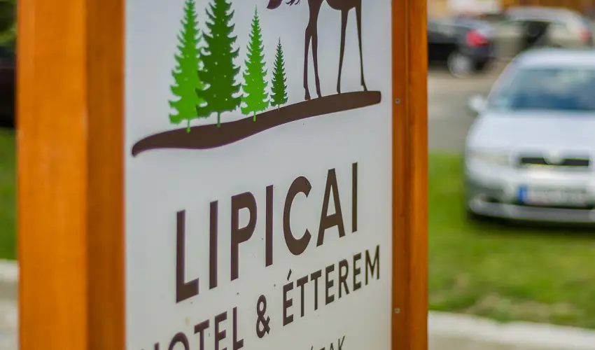 Lipicai Hotel Szilvsvrad - Kedvezmnyes r csaldok rszreak reggelis elltssal (1 jtl)