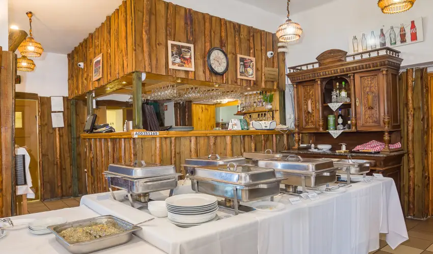 Lipicai Hotel Szilvsvrad - Kedvezmnyes r csaldok rszreak reggelis elltssal (1 jtl)