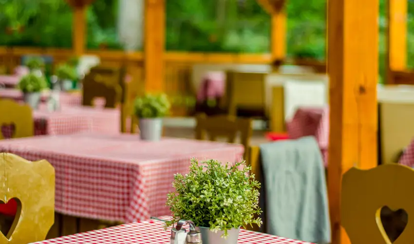 Lipicai Hotel Szilvsvrad - Kedvezmnyes r csaldok rszreak reggelis elltssal (1 jtl)