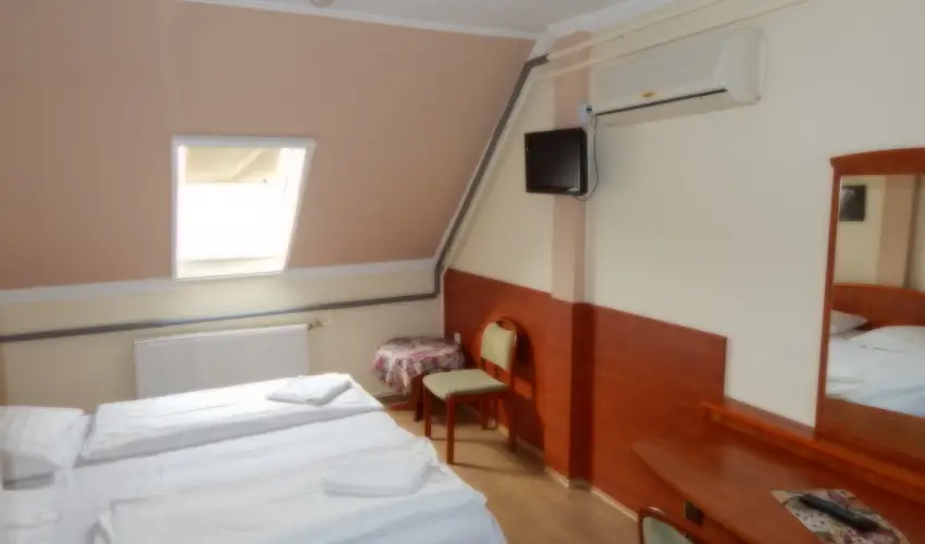 Major Panzi & tterem Hajdszoboszl - Kedvezmnyes r csaldok rszreak reggelis elltssal (1 jtl)