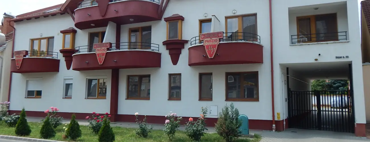 Major Panzi & tterem Hajdszoboszl - Kedvezmnyes r csaldok rszreak reggelis elltssal (1 jtl)