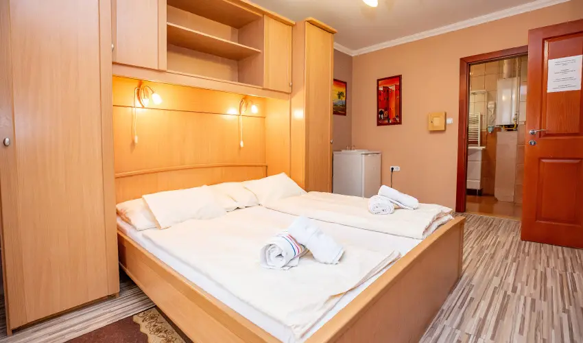 Major Panzi & tterem Hajdszoboszl - Kedvezmnyes r csaldok rszreak reggelis elltssal (1 jtl)