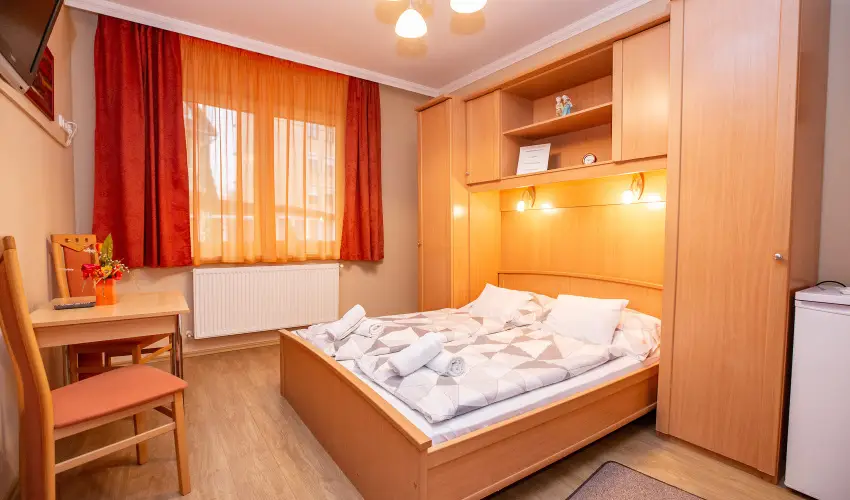 Major Panzi & tterem Hajdszoboszl - Kedvezmnyes r csaldok rszreak reggelis elltssal (1 jtl)