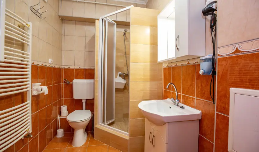 Major Panzi & tterem Hajdszoboszl - Kedvezmnyes r csaldok rszreak reggelis elltssal (1 jtl)