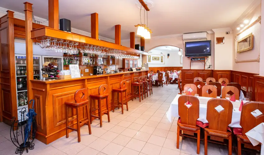 Major Panzi & tterem Hajdszoboszl - Kedvezmnyes r csaldok rszreak reggelis elltssal (1 jtl)