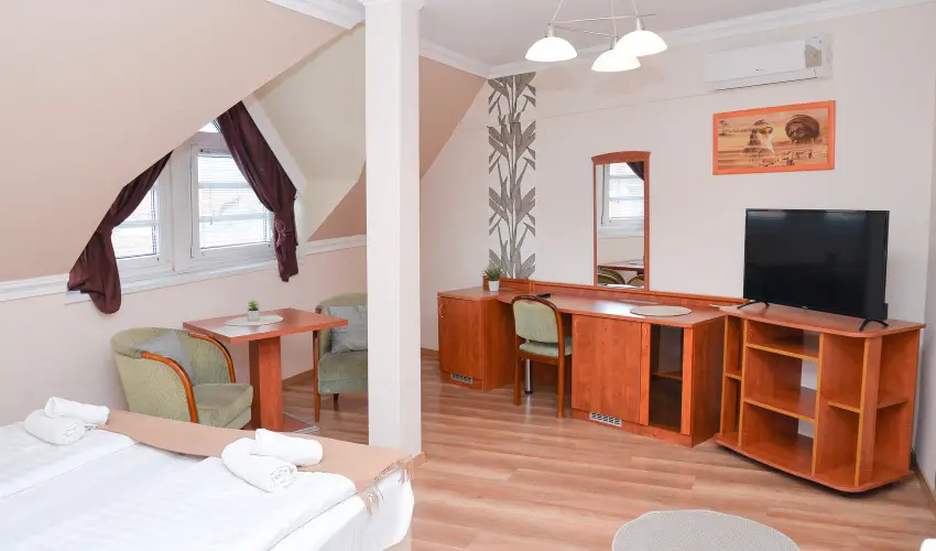 Major Panzi� & �tterem Hajd�szoboszl� - Valentin napi csomagaj�nlat (min. 2 �j)