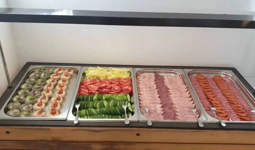 Margar�ta Apartmanh�z Bog�cs - Kedvezm�nyes �r csal�dok r�sz�reak reggelis ell�t�ssal (1 �jt�l)