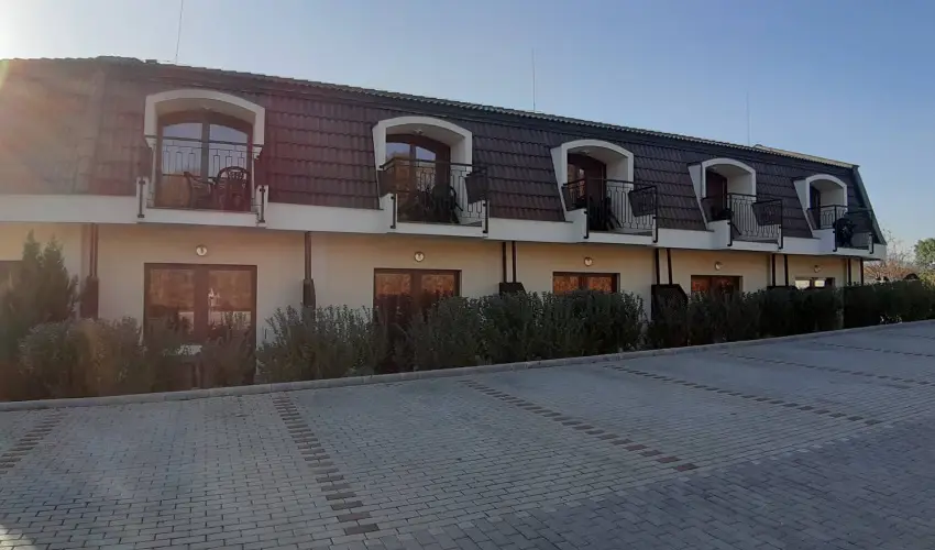 Margar�ta Apartmanh�z Bog�cs - Kedvezm�nyes �r csal�dok r�sz�reak reggelis ell�t�ssal (1 �jt�l)