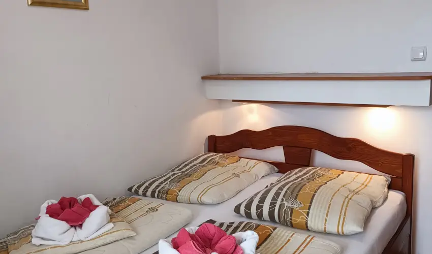 Margar�ta Apartmanh�z Bog�cs - Kedvezm�nyes �r csal�dok r�sz�reak reggelis ell�t�ssal (1 �jt�l)