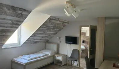 Mtyus Udvarhz Kengyel Fogad Eger