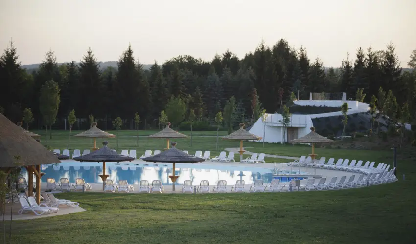 Mjus Resort & Thermal Park K�rmend - MJUS �lm�nyek f�lpanzi�val (1 �jt�l)