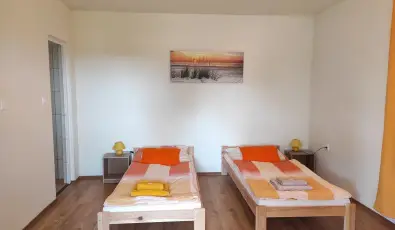 Montana Vend�gh�z Balatonederics