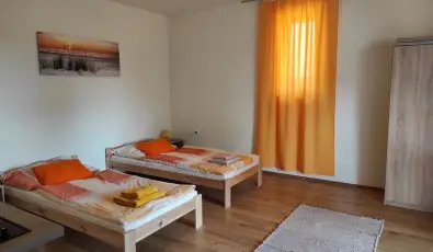 Montana Vend�gh�z Balatonederics