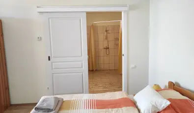 Montana Vend�gh�z Balatonederics