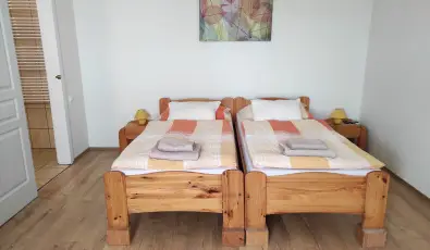 Montana Vend�gh�z Balatonederics