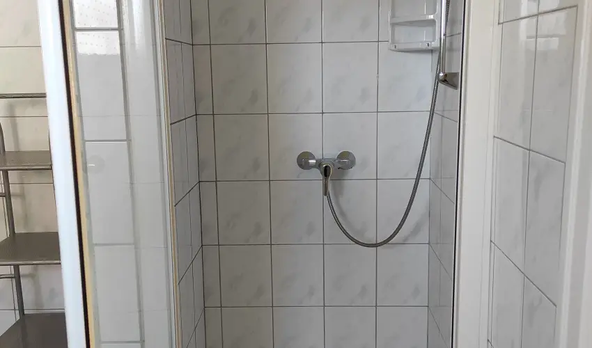 Montana Vend�gh�z Balatonederics - Kedvezm�nyes �r csal�dok r�sz�reak (1 �jt�l)