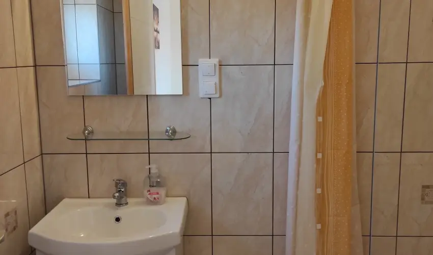 Montana Vend�gh�z Balatonederics - Kedvezm�nyes �r csal�dok r�sz�reak (1 �jt�l)