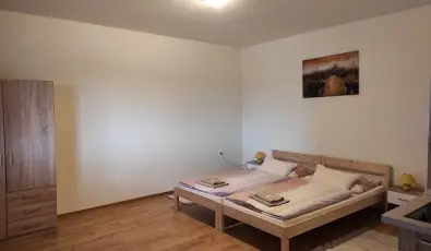 Montana Vend�gh�z Balatonederics