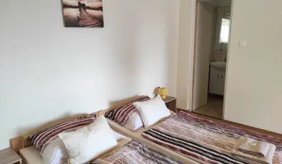 Montana Vend�gh�z Balatonederics