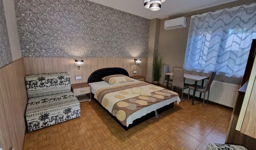Napsug�r Apartmanh�z Si�fok - Kedvezm�nyes �r csal�dok r�sz�reak (1 �jt�l)