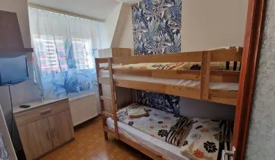 Napsug�r Apartmanh�z Si�fok