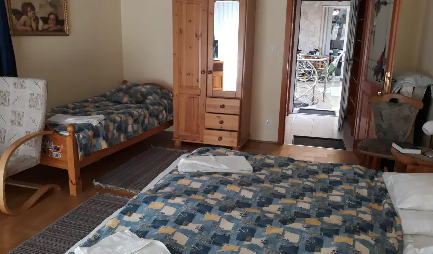 Napsugr Kenzy Lux Apartman Vendghzak Hajdszoboszl - Pihens Hajdszoboszln