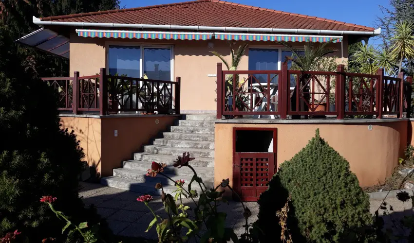 Napsugr Kenzy Lux Apartman Vendghzak Hajdszoboszl - Pihens Hajdszoboszln