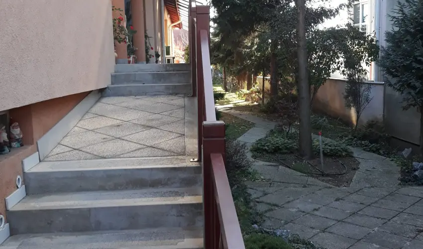 Napsugr Kenzy Lux Apartman Vendghzak Hajdszoboszl - Pihens Hajdszoboszln