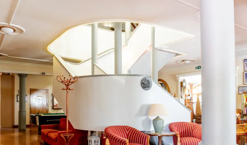 Nyerges Hotel Term�l Monor - Kedvezm�nyes �r csal�dok r�sz�re reggelivel (1 �jt�l)