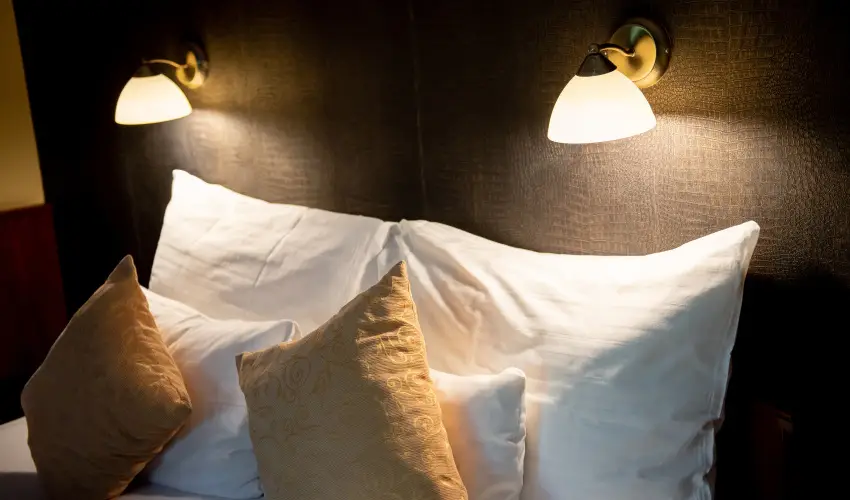 Nyerges Hotel Term�l Monor - Kedvezm�nyes �r csal�dok r�sz�re reggelivel (1 �jt�l)